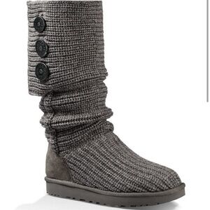 Uggs Grey Knit - Girls size 4